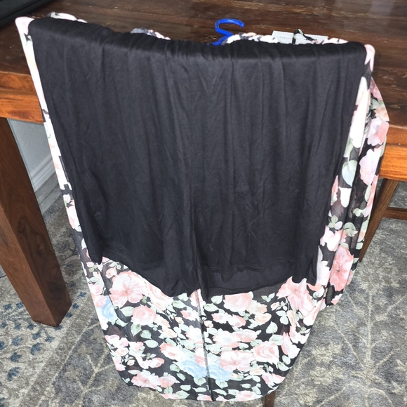 One of a kind Zenobia Dress - Picture 4 of 6